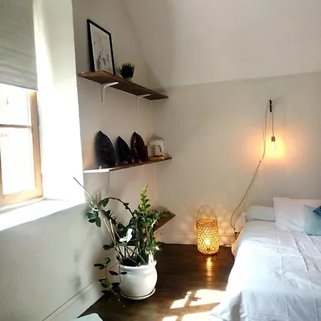 Colombier Guest house *