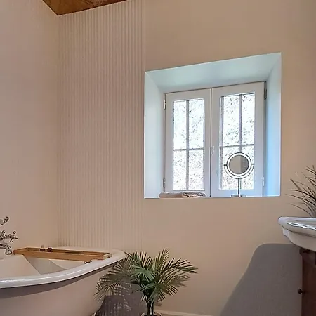 Colombier Guest house