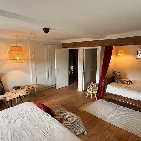 Colombier Guest house