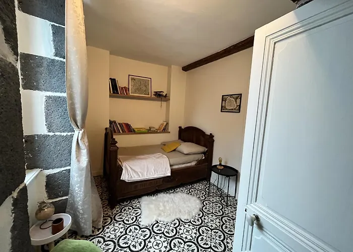 Vendégház Colombier 3*